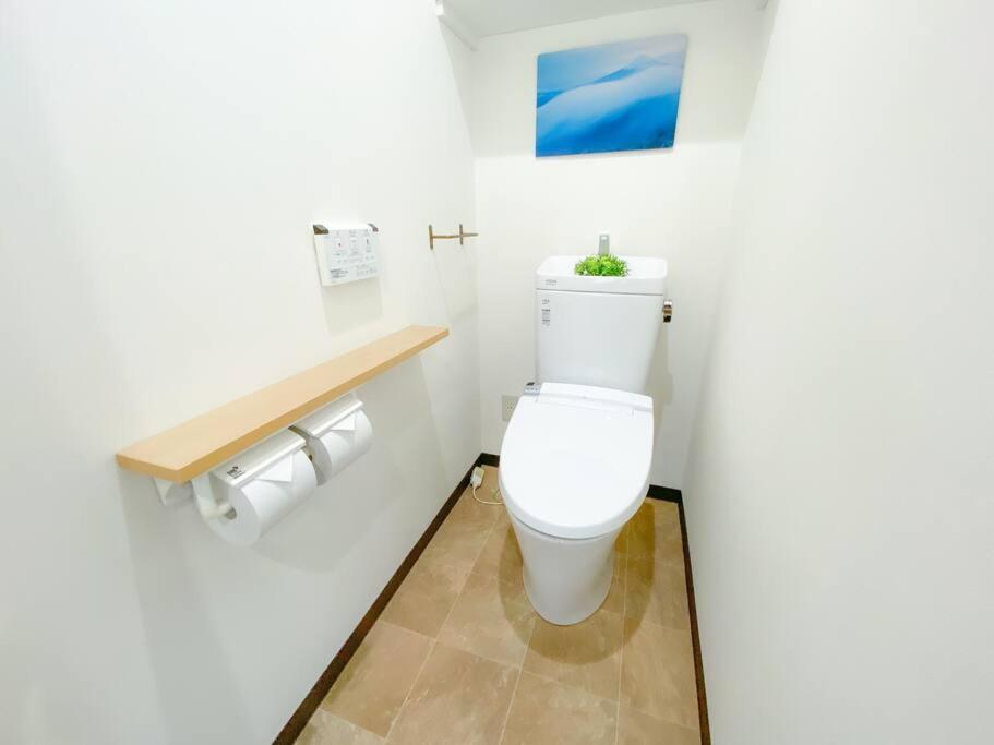 3F Guest House Netomari 西九条駅から徒歩2分 أوساكا المظهر الخارجي الصورة