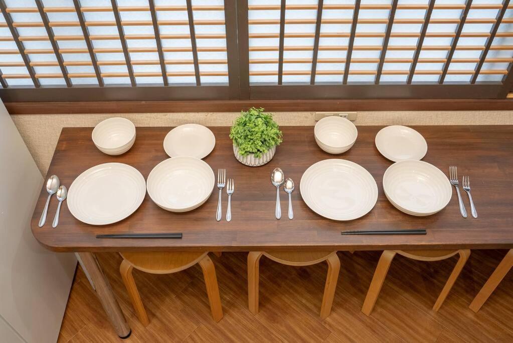 3F Guest House Netomari 西九条駅から徒歩2分 أوساكا المظهر الخارجي الصورة