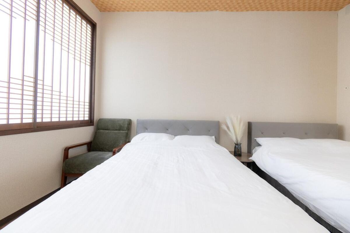 3F Guest House Netomari 西九条駅から徒歩2分 أوساكا المظهر الخارجي الصورة