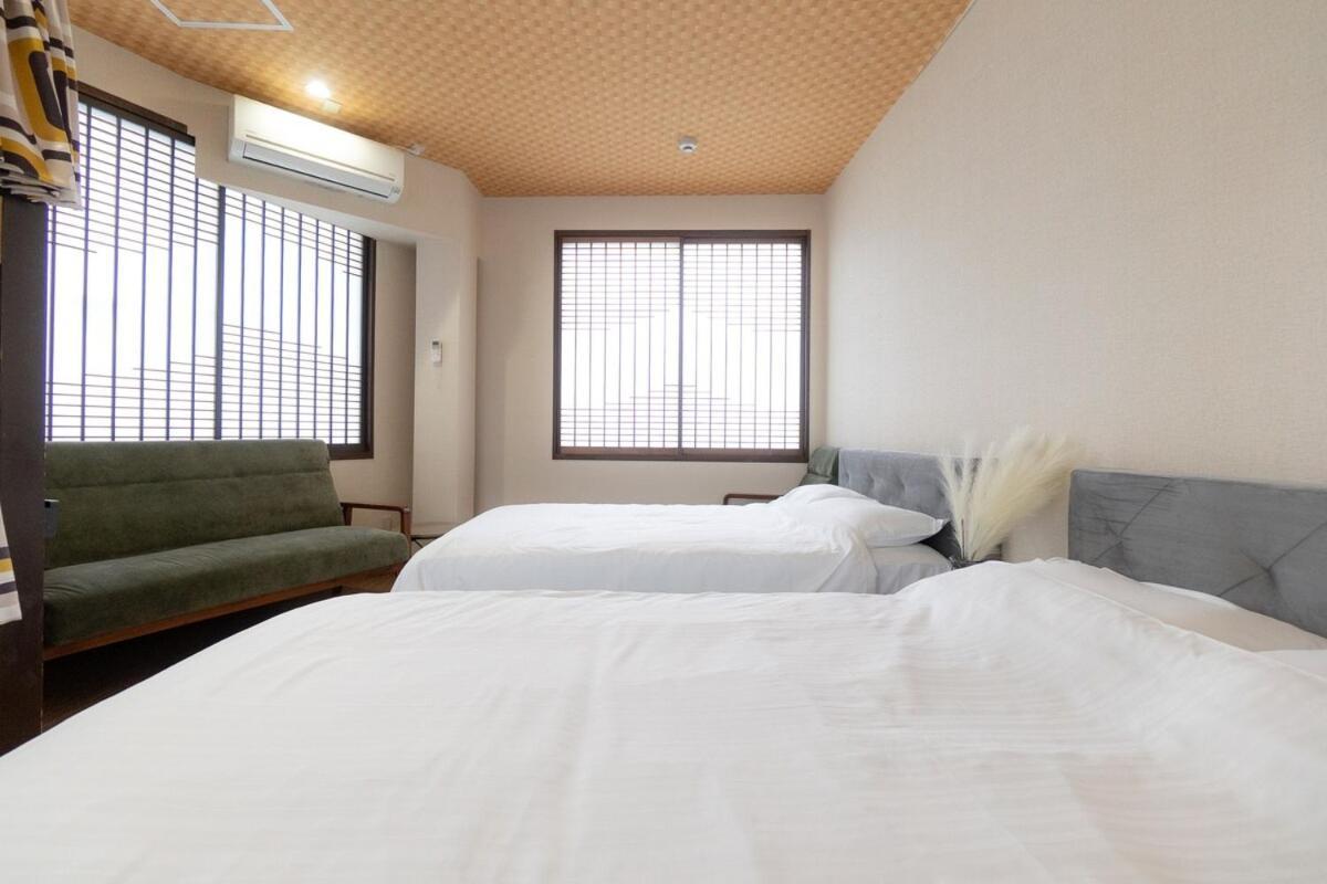 3F Guest House Netomari 西九条駅から徒歩2分 أوساكا المظهر الخارجي الصورة