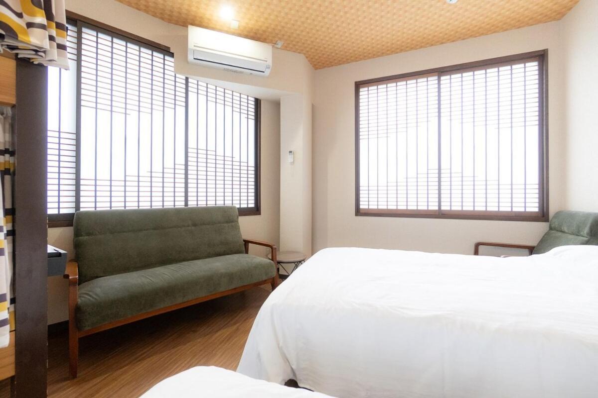 3F Guest House Netomari 西九条駅から徒歩2分 أوساكا المظهر الخارجي الصورة
