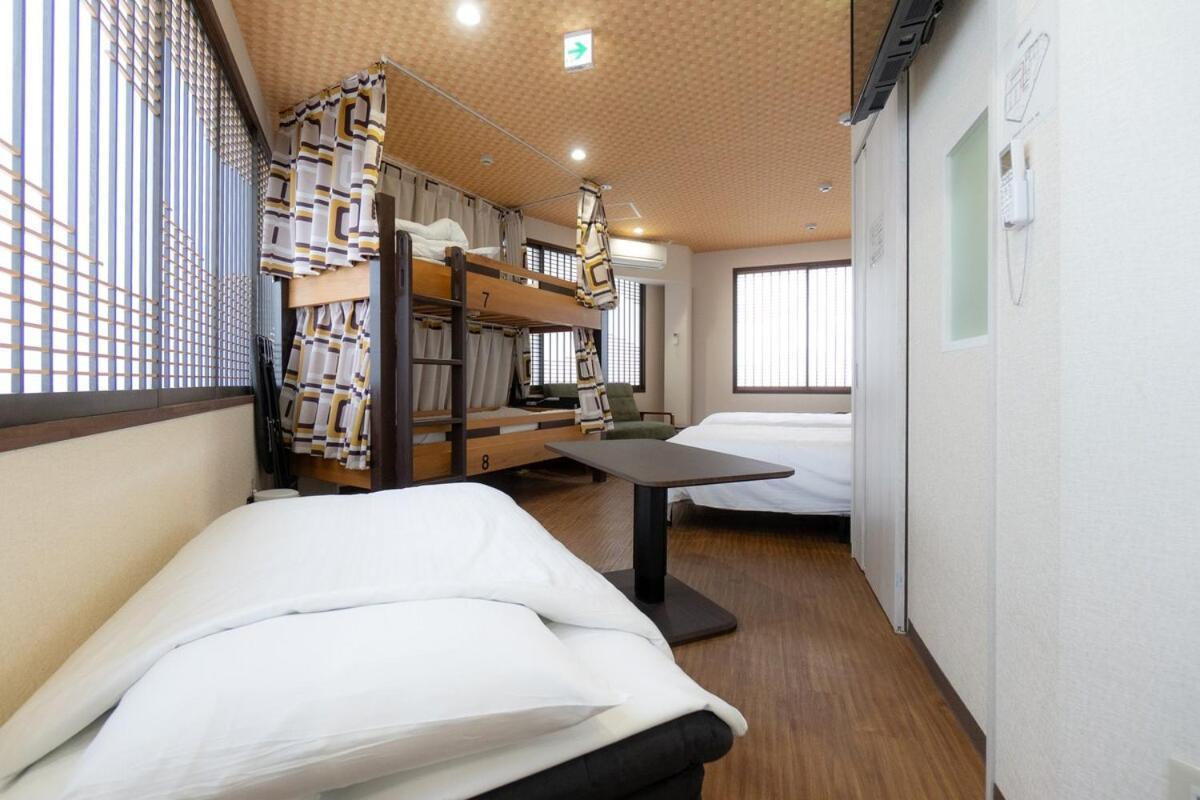 3F Guest House Netomari 西九条駅から徒歩2分 أوساكا المظهر الخارجي الصورة