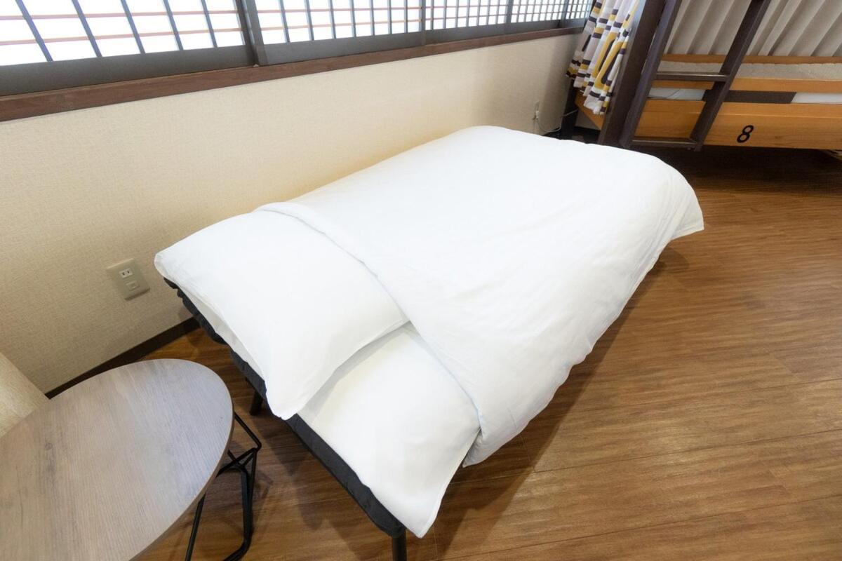 3F Guest House Netomari 西九条駅から徒歩2分 أوساكا المظهر الخارجي الصورة